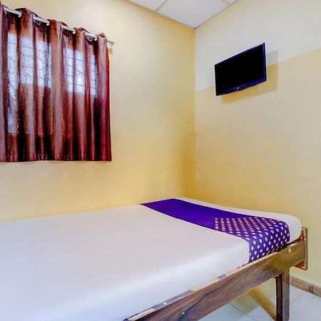 Oyo 70661 Hotel Al Makkah Managed By Hotel Paris Мумбаи Экстерьер фото