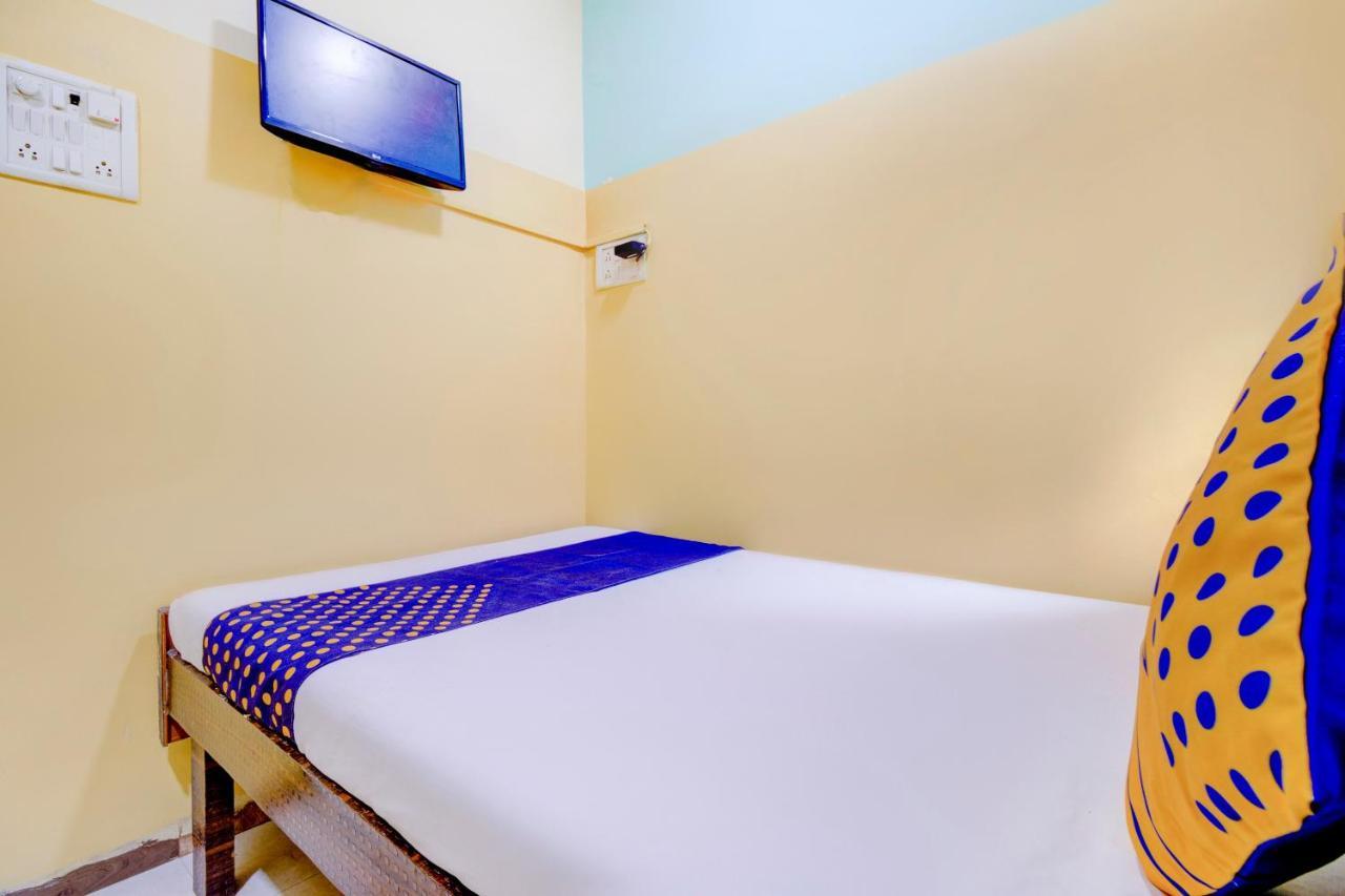 Oyo 70661 Hotel Al Makkah Managed By Hotel Paris Мумбаи Экстерьер фото